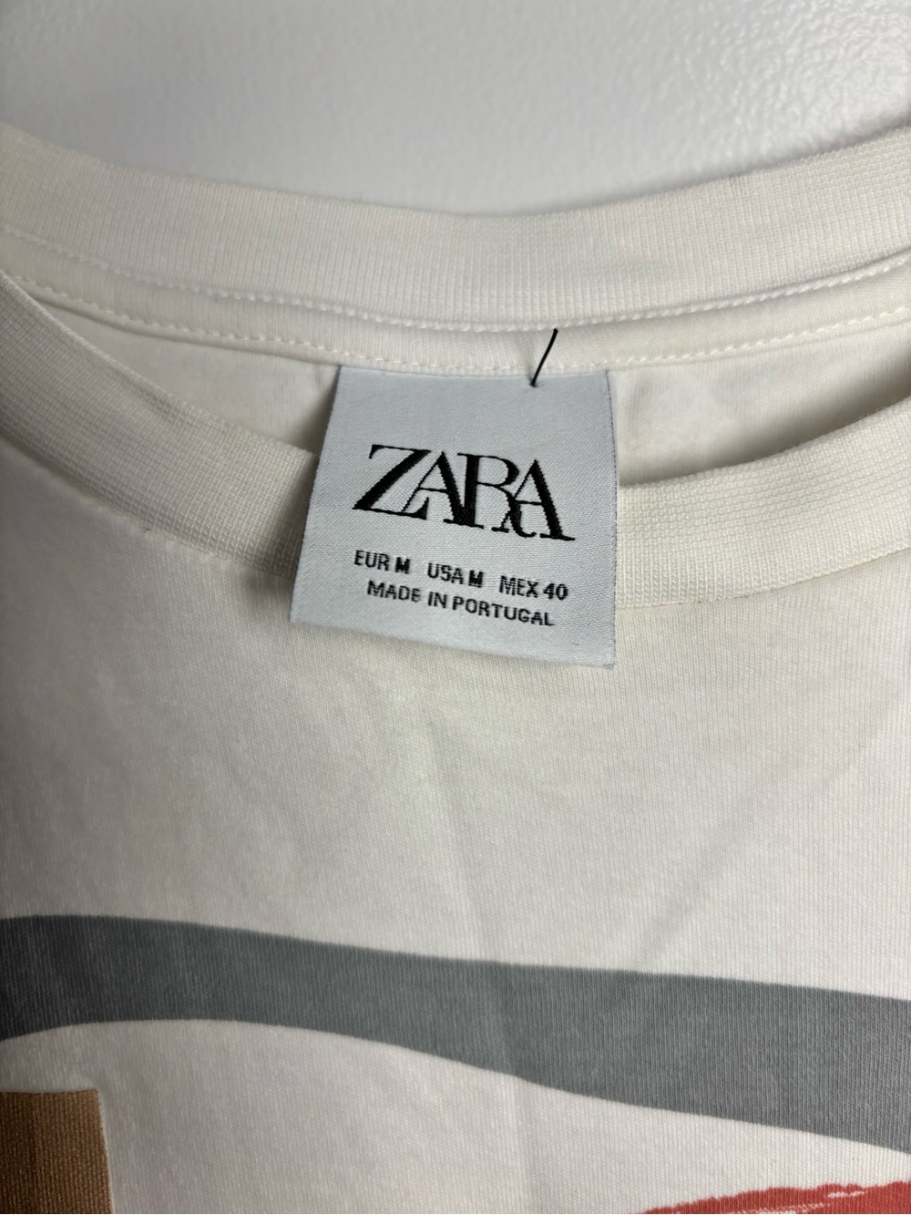 Zara Cream Short-Sleeve Tee with Tan, Red and Black Abstract Print - Picture 4 of 4